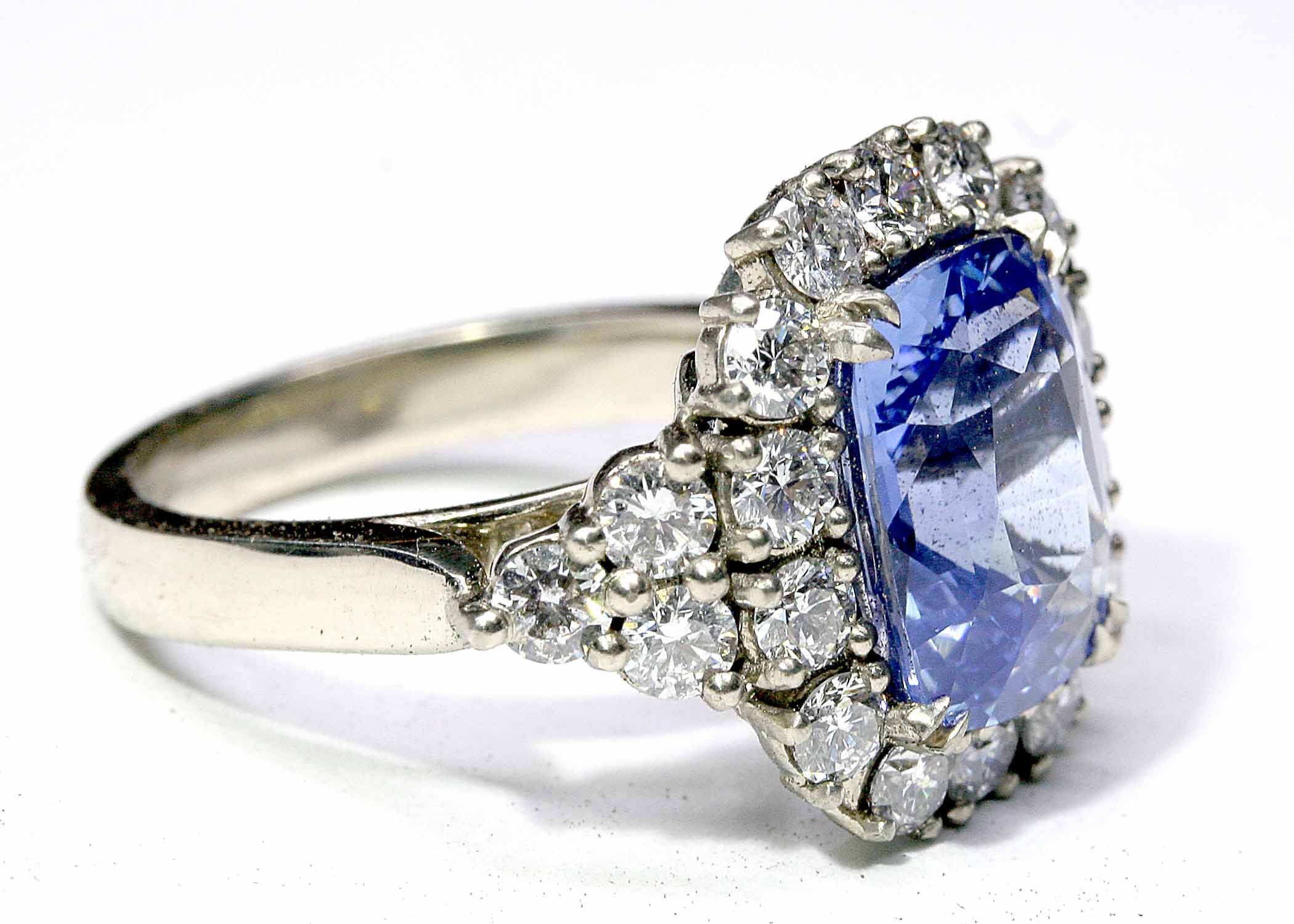 Tanzanite and diamond ring