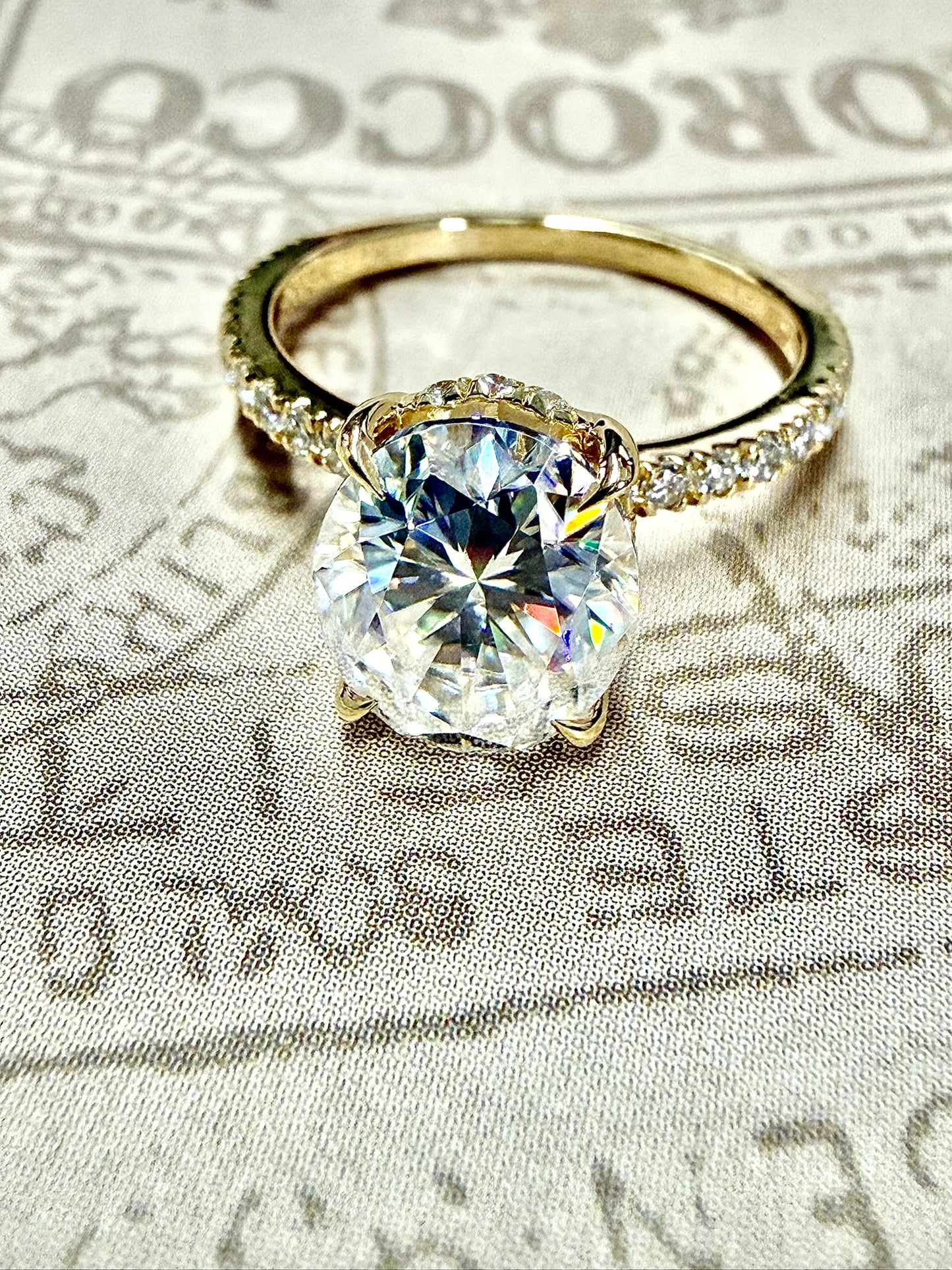 Yellow gold engagement ring