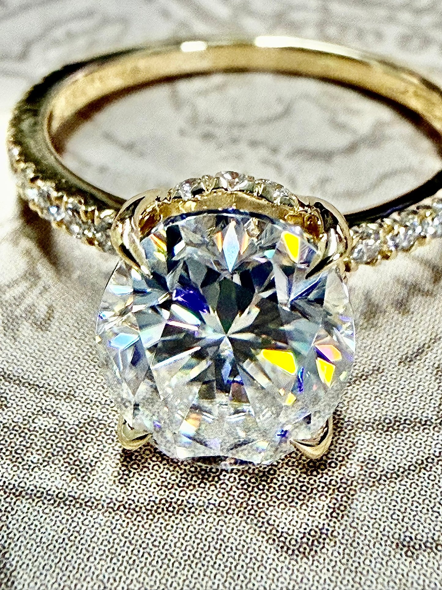 Yellow gold engagement ring