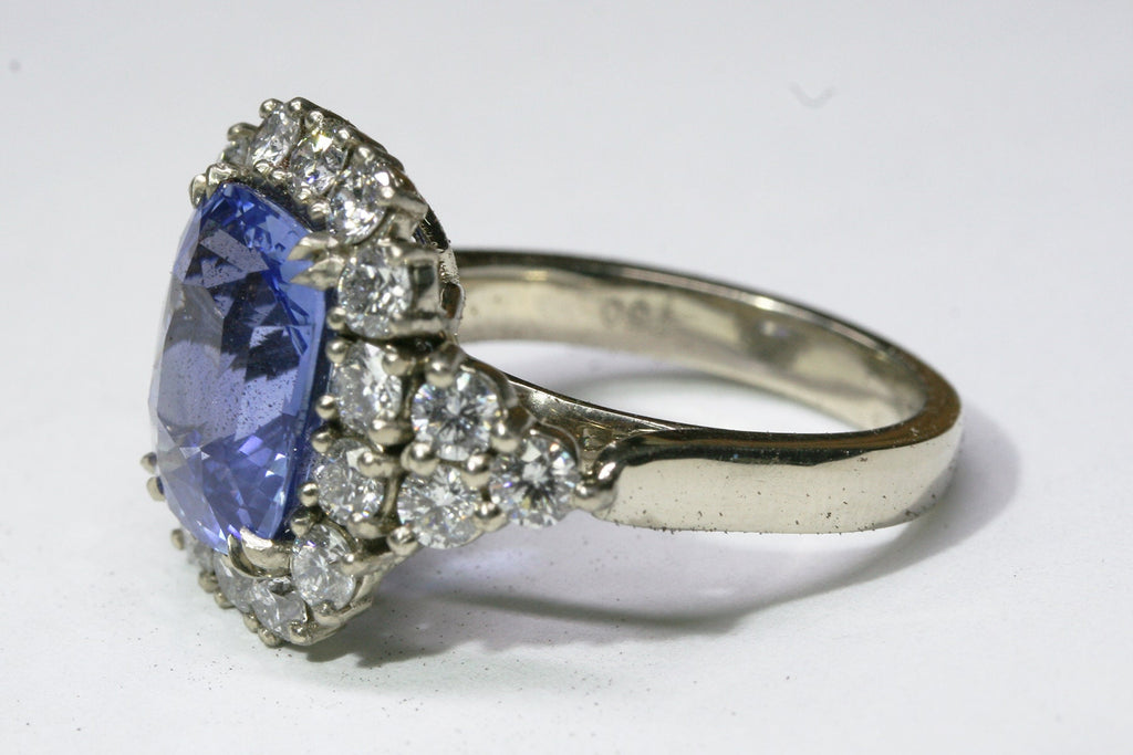 Tanzanite and diamond ring