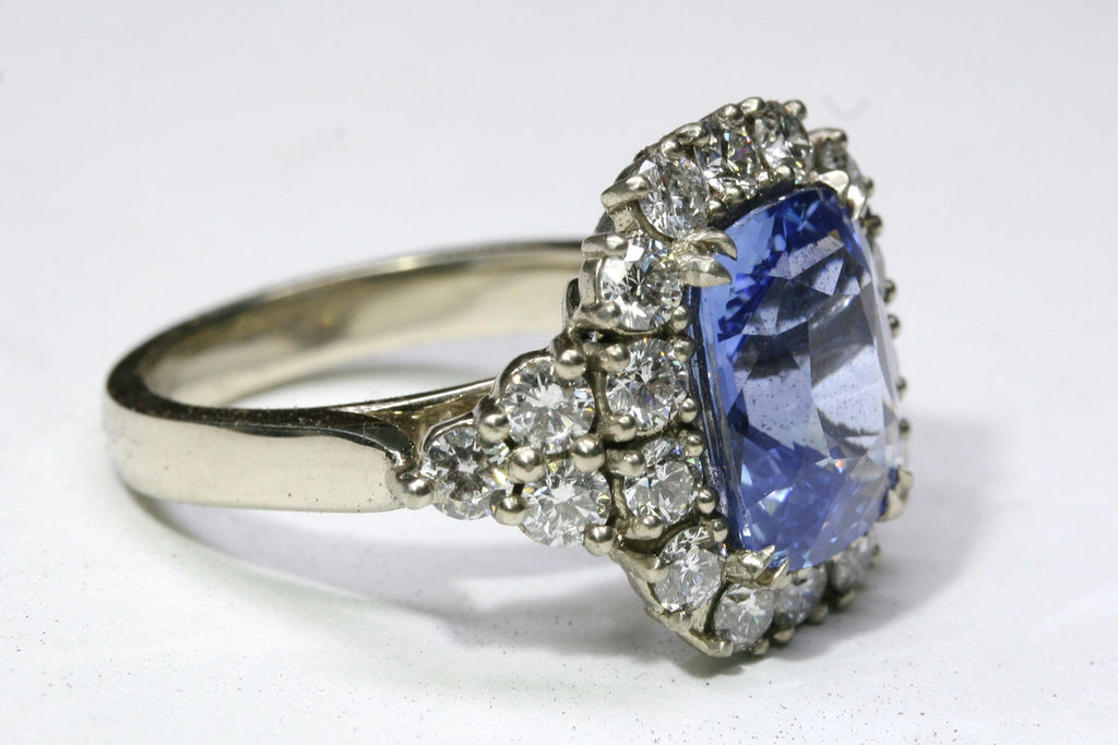 Tanzanite and diamond ring